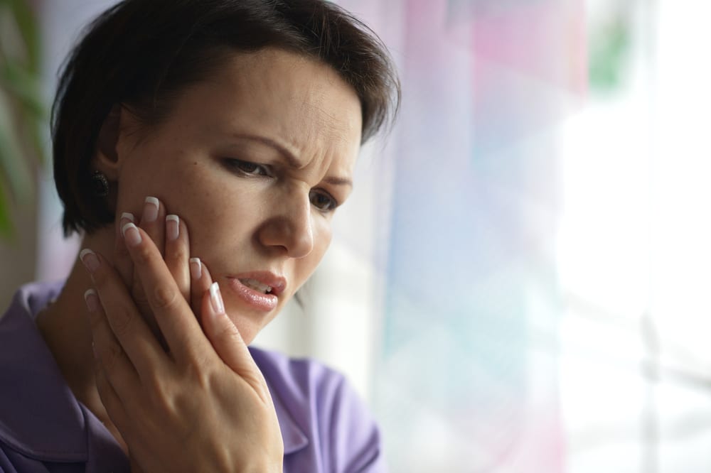 Common Reasons for Tooth Pain Carlingwood Dental Centre